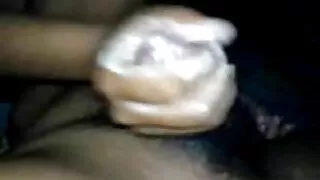 میلوڈی Petite فیلم سکسی داستانی خانوادگی اس کے پریمی کی گود میں بیٹھتا ہے.