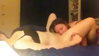 enn Annifer دانلود فیلم سکسی وحشی مینڈیز پیسے کے لئے جھاڑیوں میں fucks.